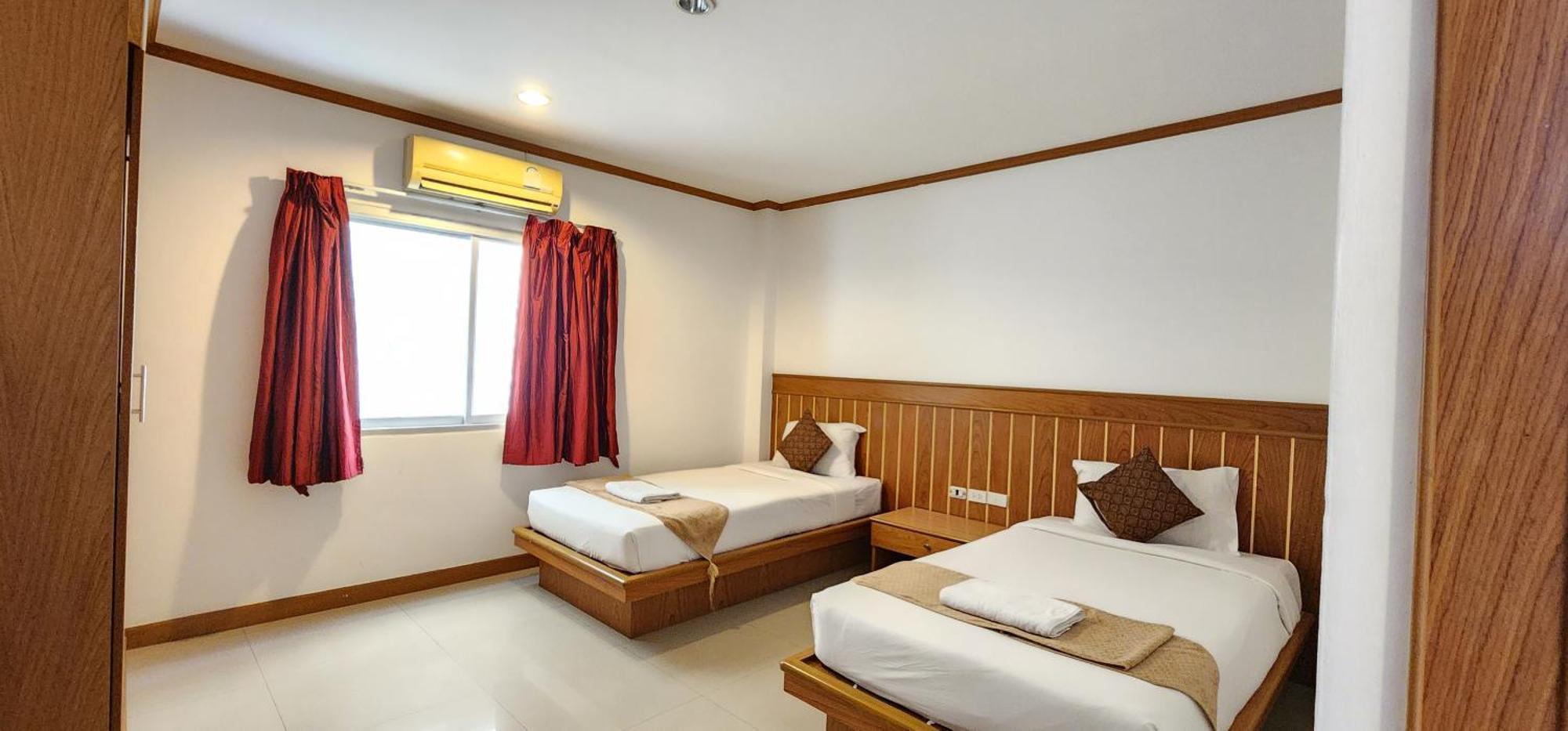Eden Park Hotel Patong Exterior foto