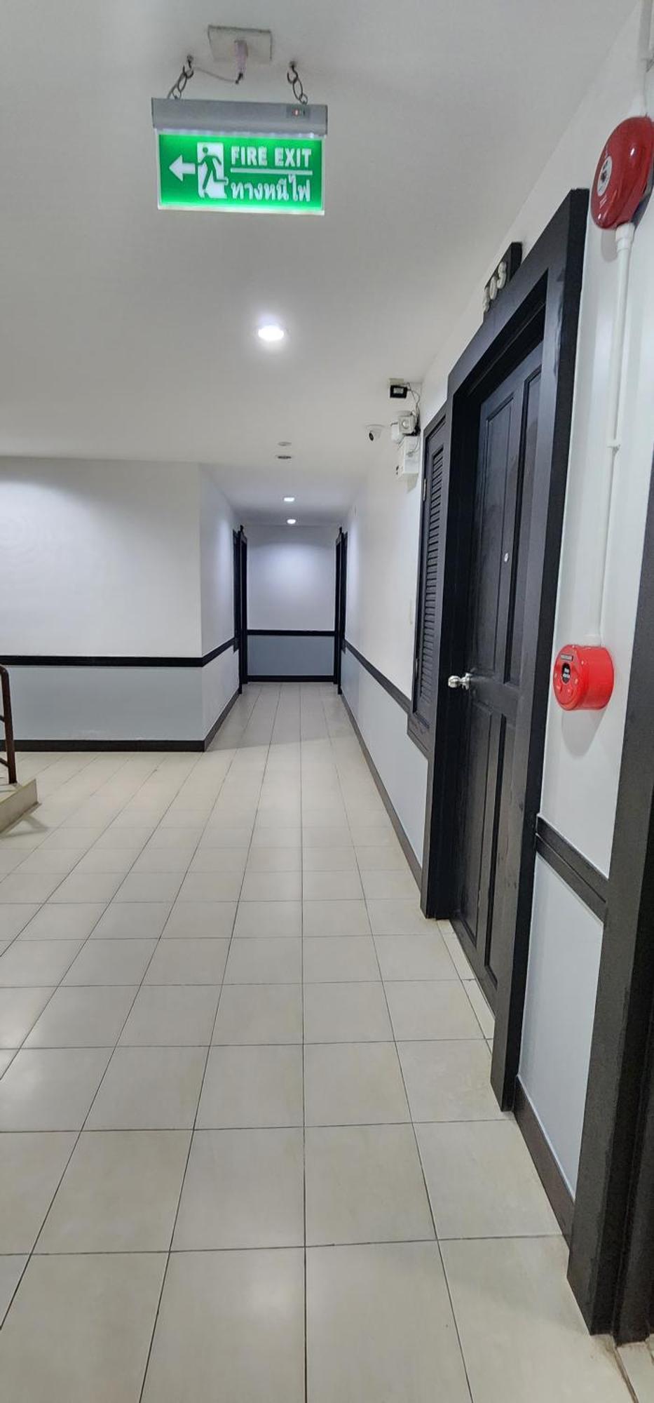 Eden Park Hotel Patong Exterior foto